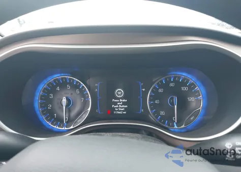 2020 Chrysler Voyager Lxi z USA, uszkodzony, nr VIN 2C4RC1DG9LR265439